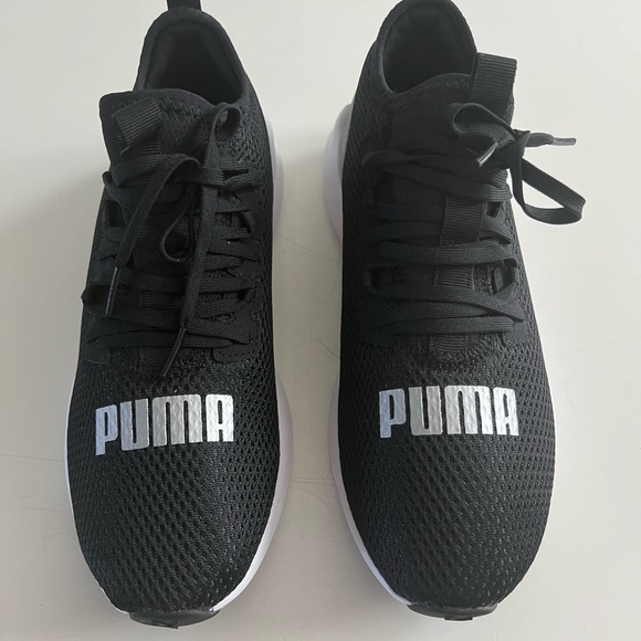 - Puma Black-Puma White size 8 unisex’s new no box - Picture 9 of 13